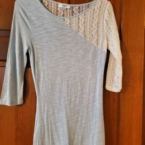 NWOT Women's Boutique Medium Hayden top